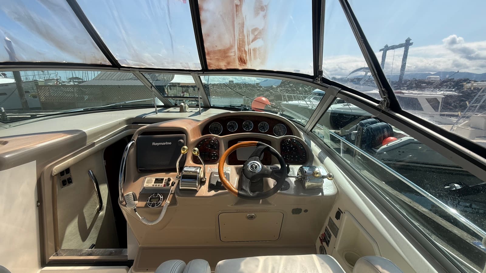 2005 Sea Ray 340 Sundancer - Photo 20