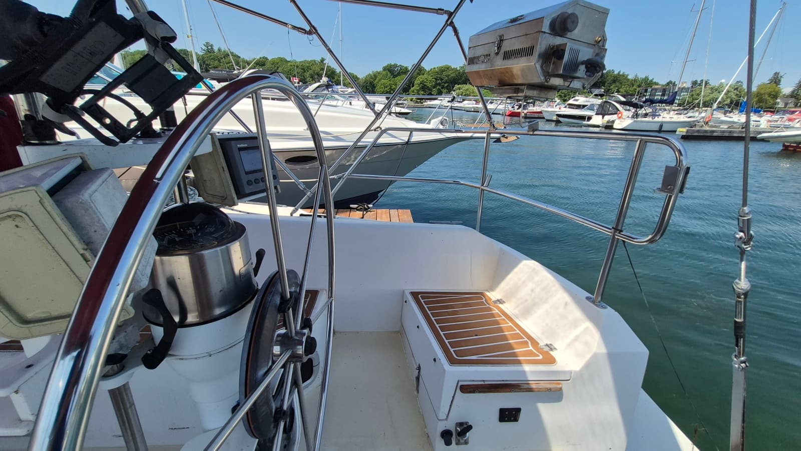 1989 Catalina 42 - Photo 15