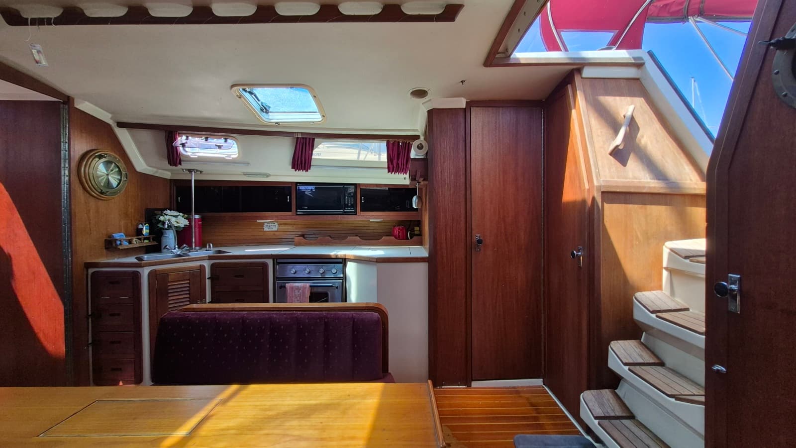 1989 Catalina 42 - Photo 21