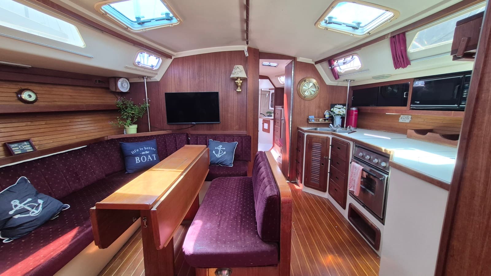 1989 Catalina 42 - Photo 24