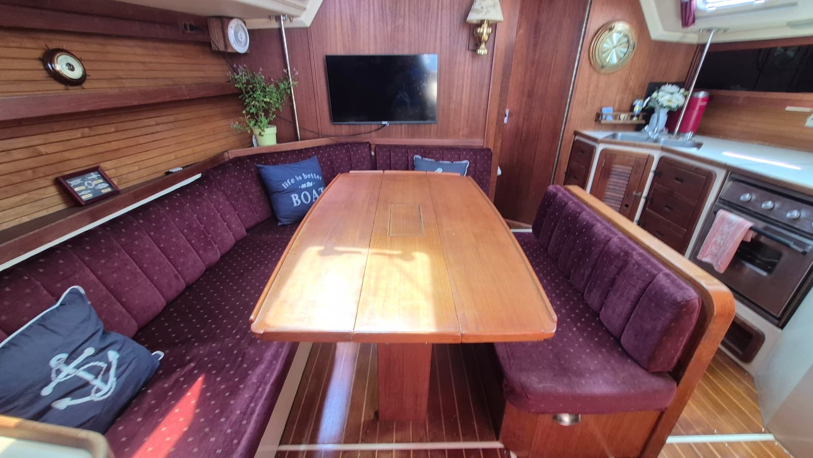 1989 Catalina 42 - Photo 33