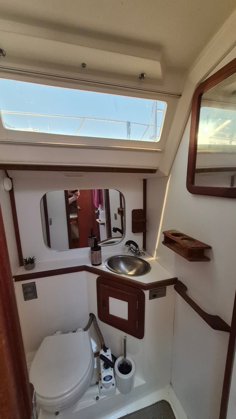 1989 Catalina 42 - Photo 35
