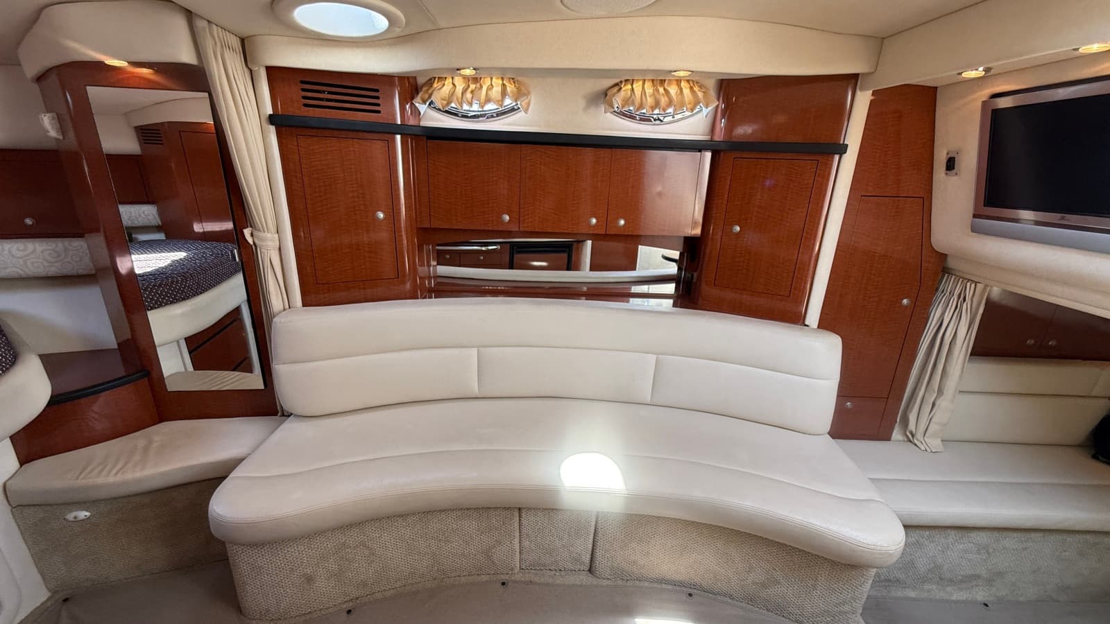 2005 Sea Ray 340 Sundancer - Photo 27