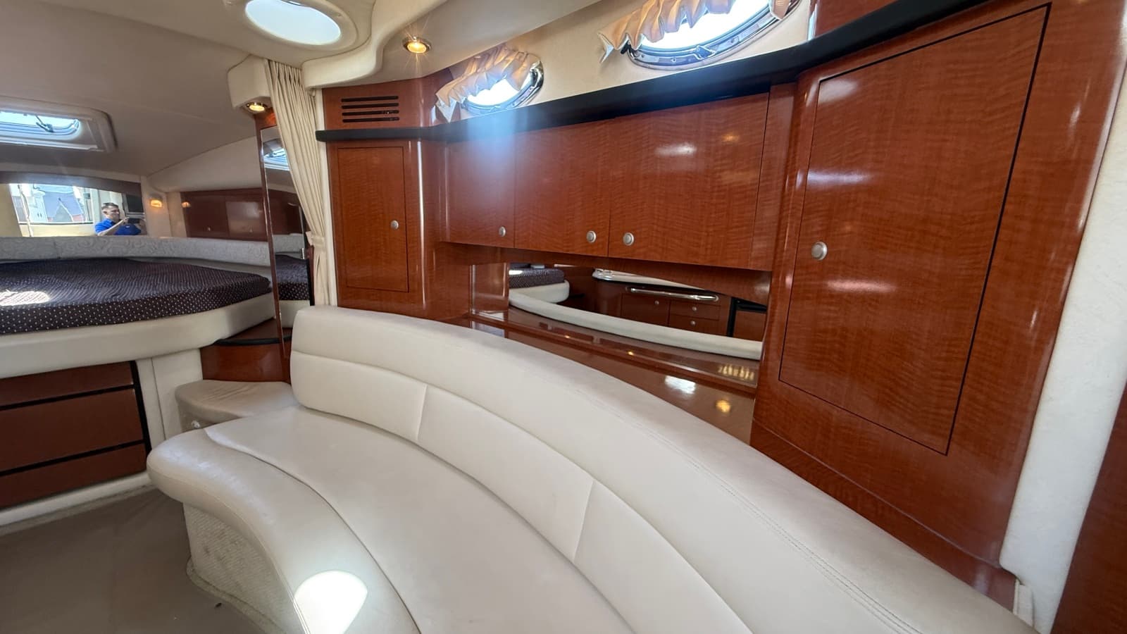 2005 Sea Ray 340 Sundancer - Photo 28