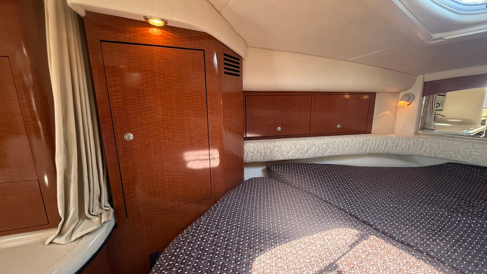 2005 Sea Ray 340 Sundancer - Photo 30