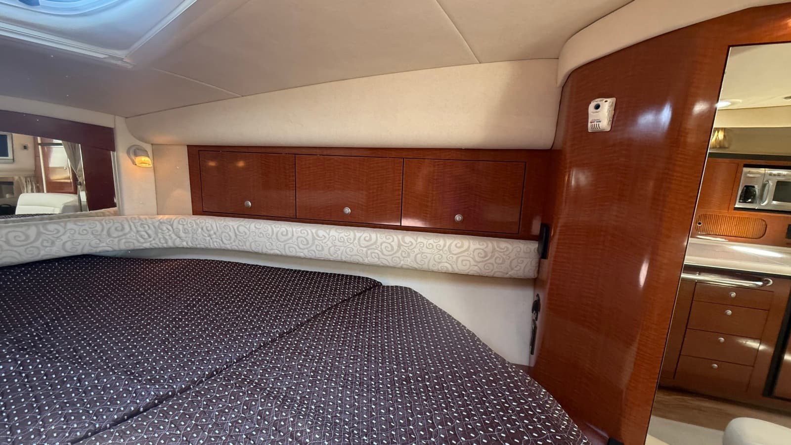 2005 Sea Ray 340 Sundancer - Photo 31