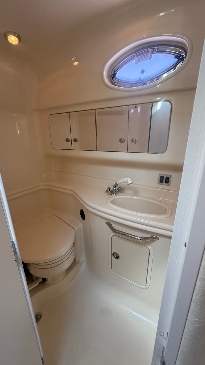 2005 Sea Ray 340 Sundancer - Photo 33