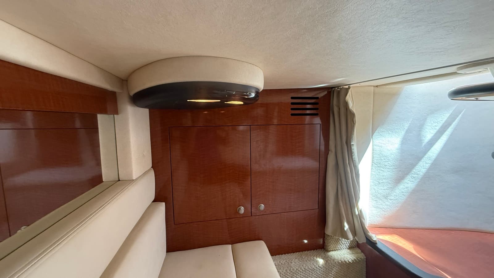 2005 Sea Ray 340 Sundancer - Photo 36