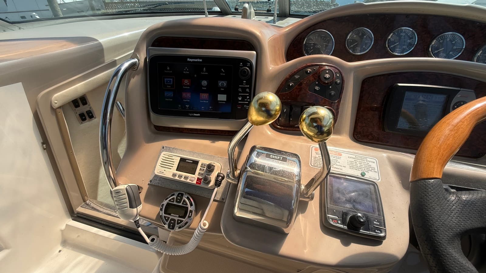 2005 Sea Ray 340 Sundancer - Photo 40