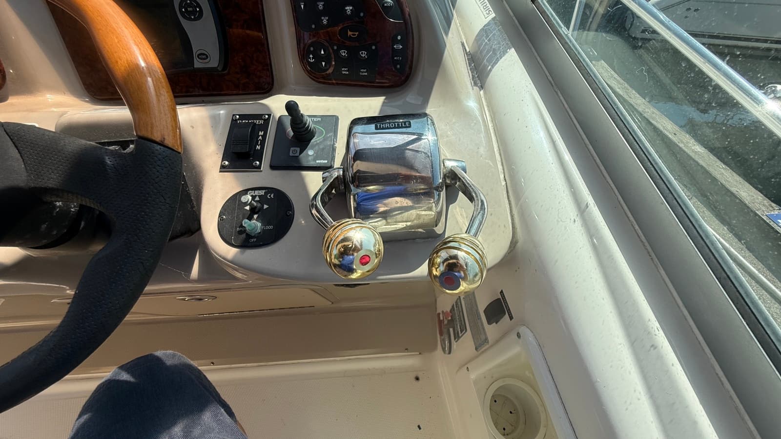 2005 Sea Ray 340 Sundancer - Photo 42