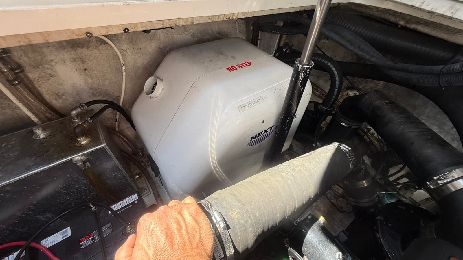 2005 Sea Ray 340 Sundancer - Photo 43
