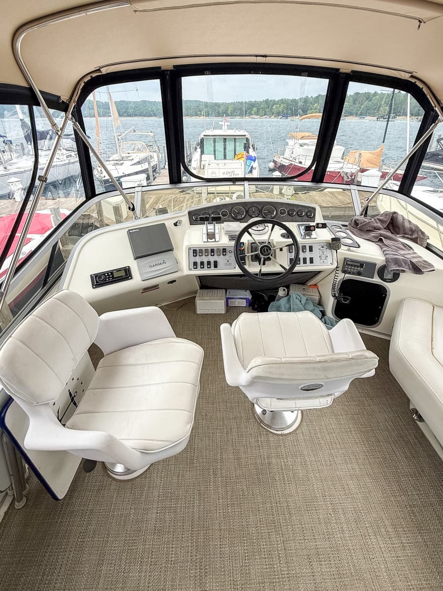 1995 Sea Ray 370 Sedan Bridge - Photo 27