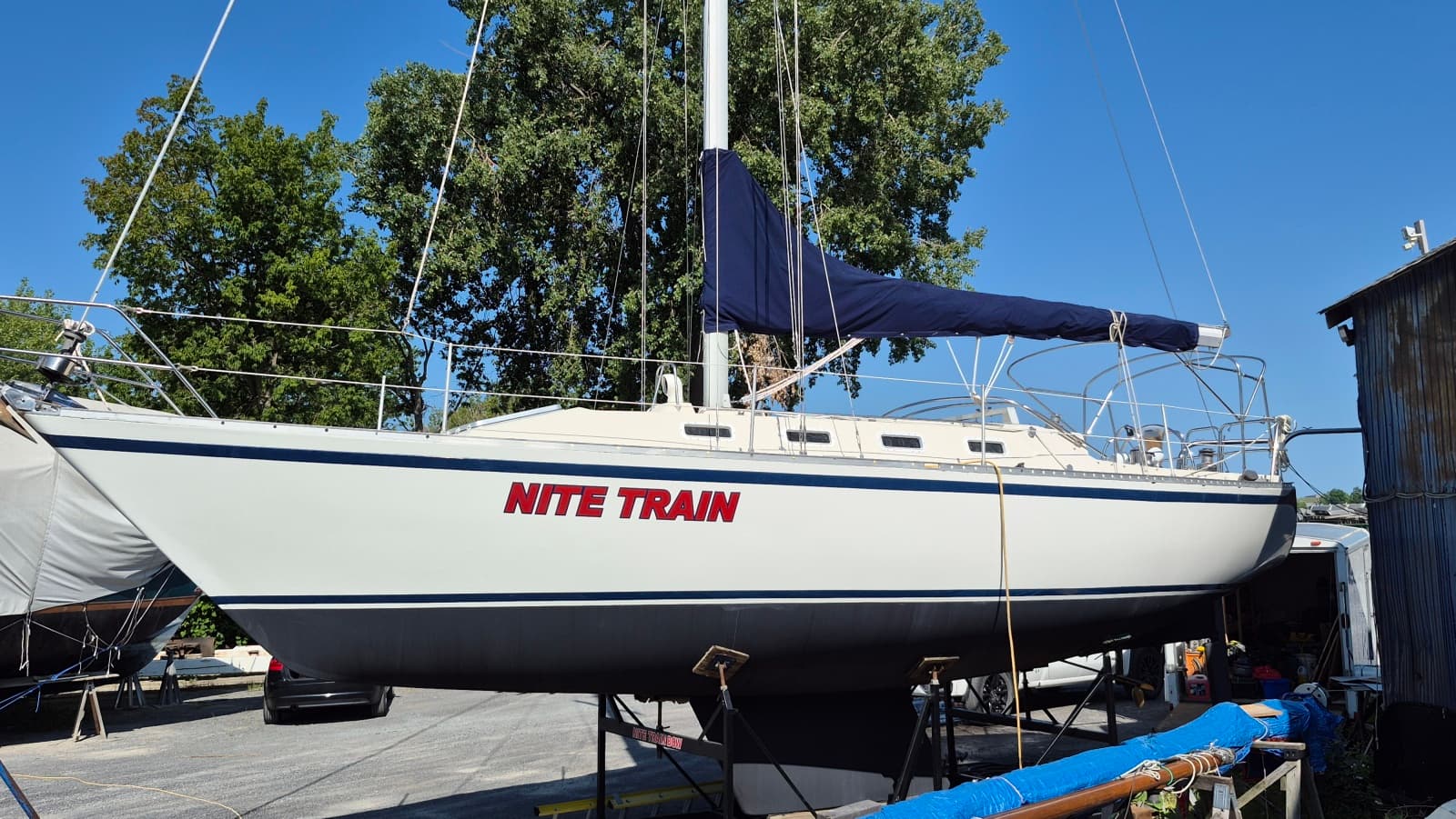 1981 Canadian Sailcraft CS 36 - Photo 1