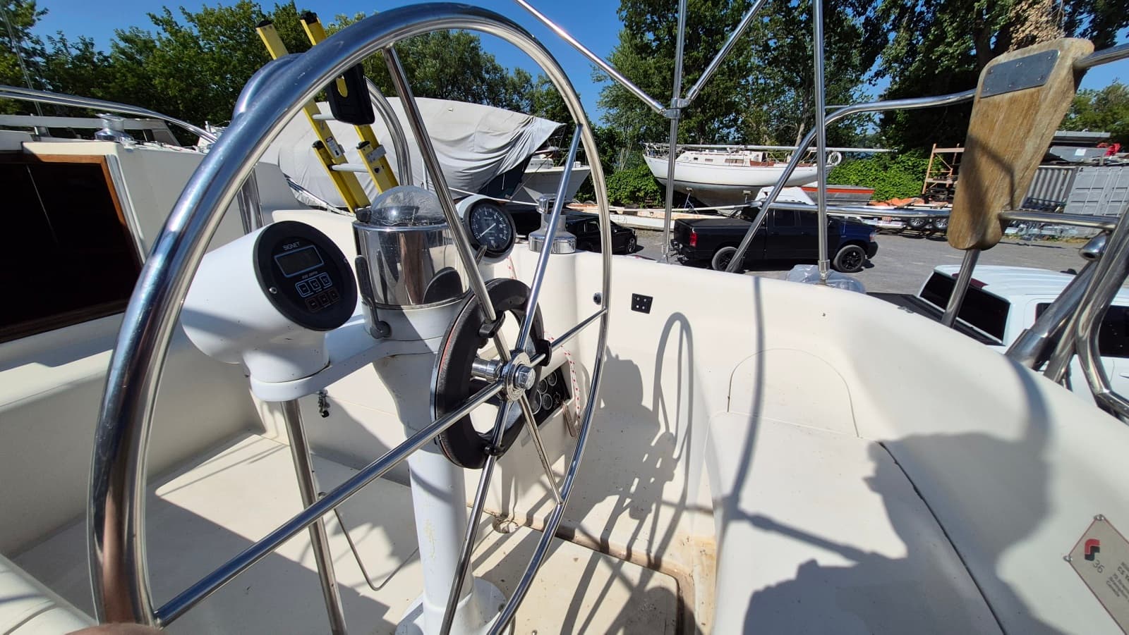 1981 Canadian Sailcraft CS 36 - Photo 9