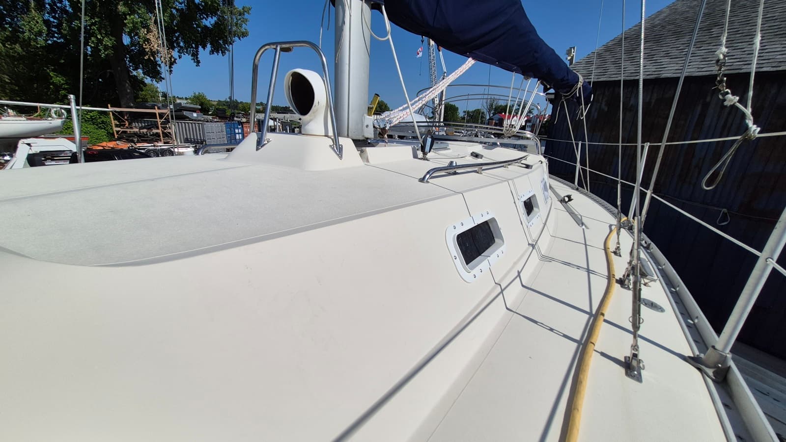 1981 Canadian Sailcraft CS 36 - Photo 23