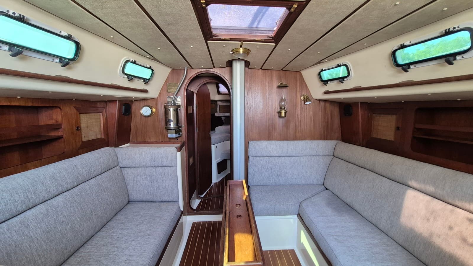 1981 Canadian Sailcraft CS 36 - Photo 29