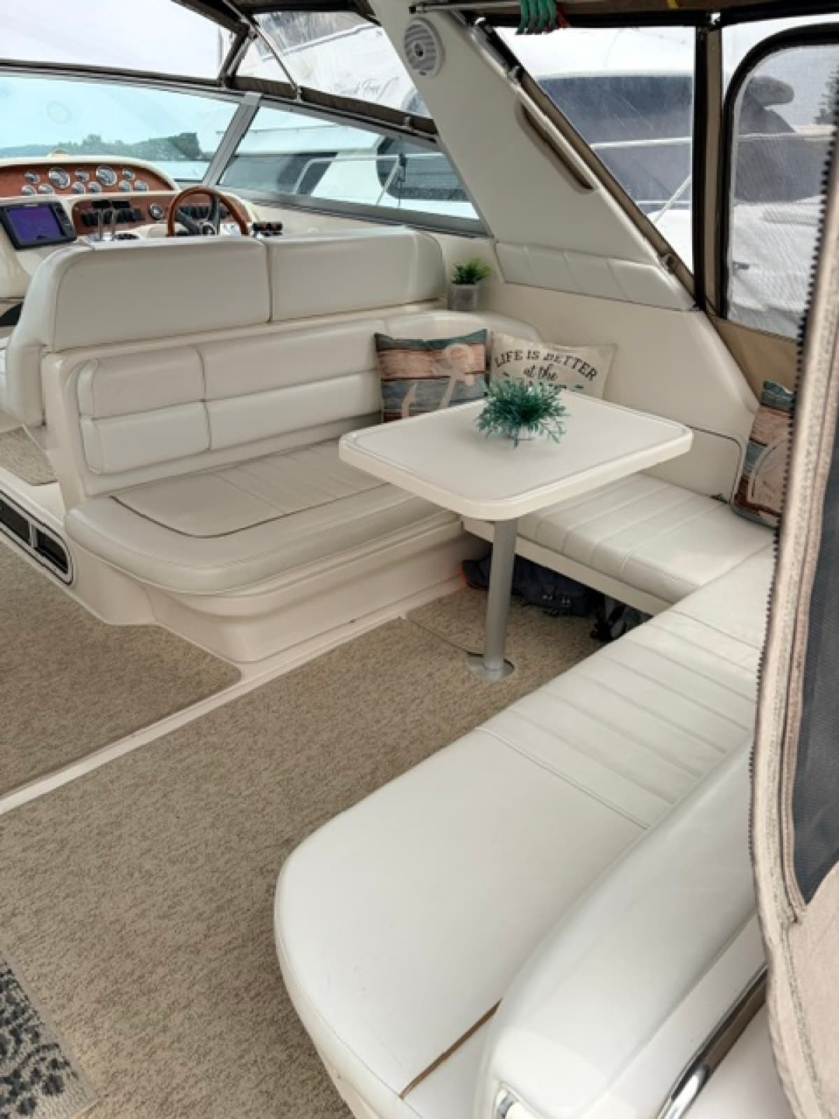 1997 Sea Ray Sundancer 330 - Photo 5