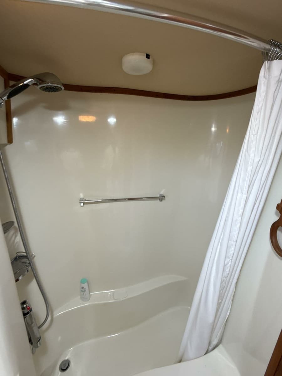 1988 Bluewater MY - Photo 39
