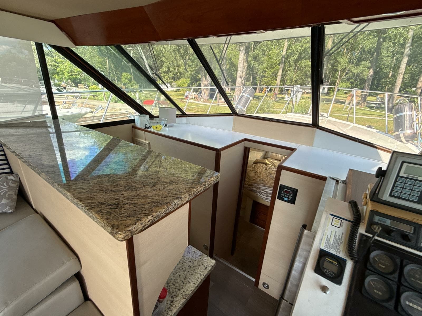 1988 Bluewater MY - Photo 48