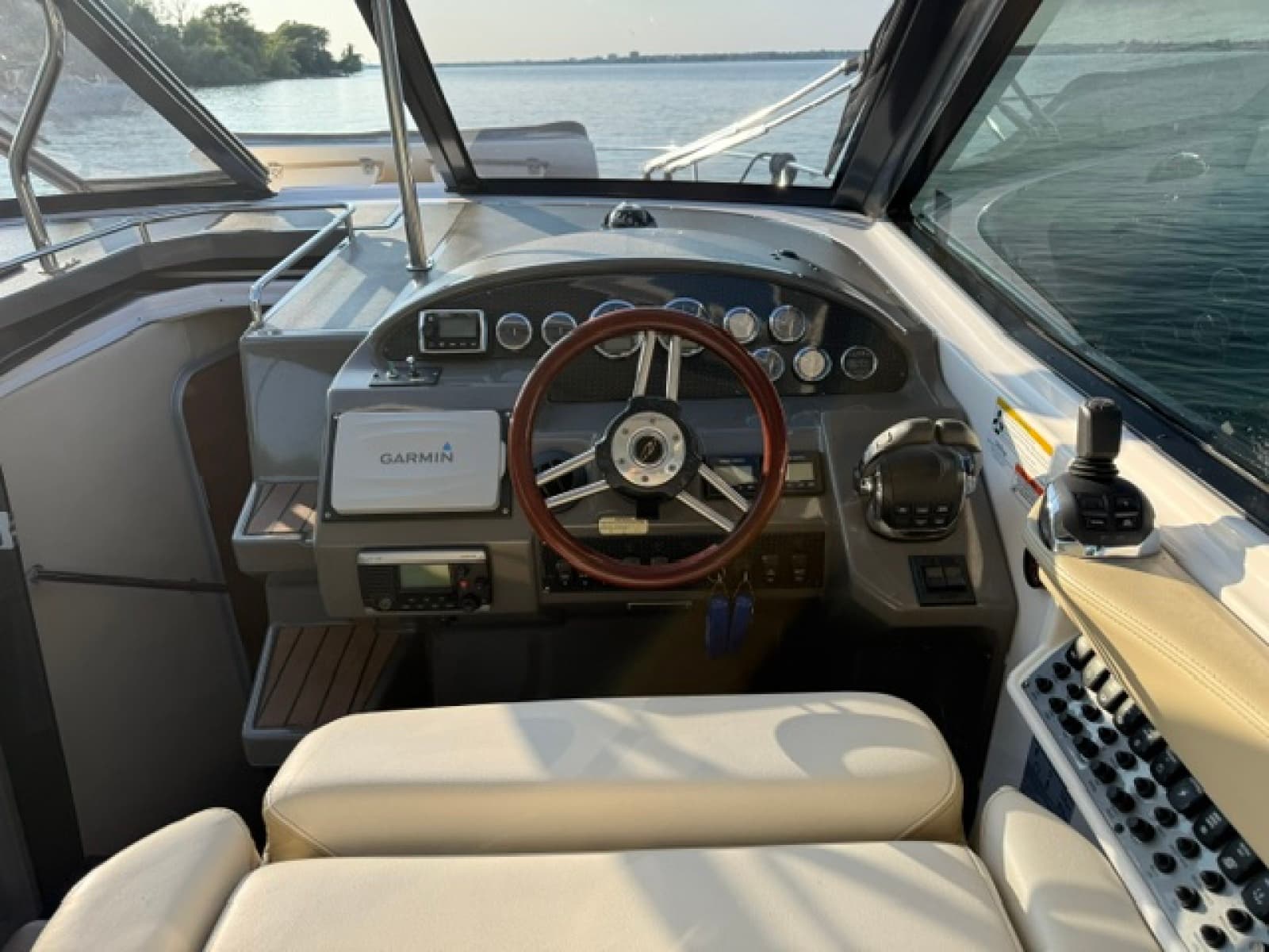 2012 Regal 35 SC Sport Coupe - Photo 13