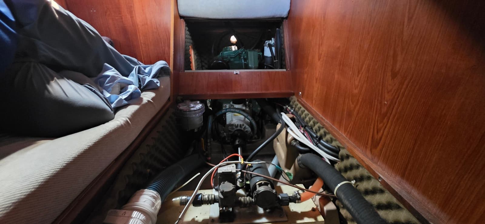 1985 Beneteau First 305 - Photo 24