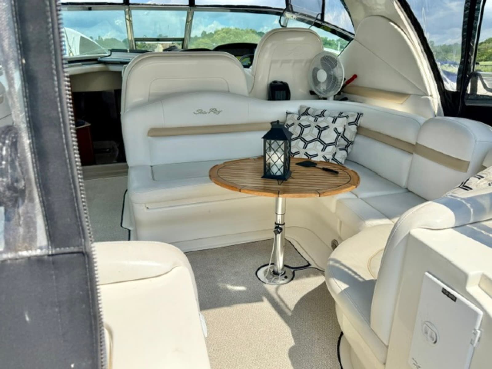 2008 Sea Ray 38 Sundancer - Photo 19
