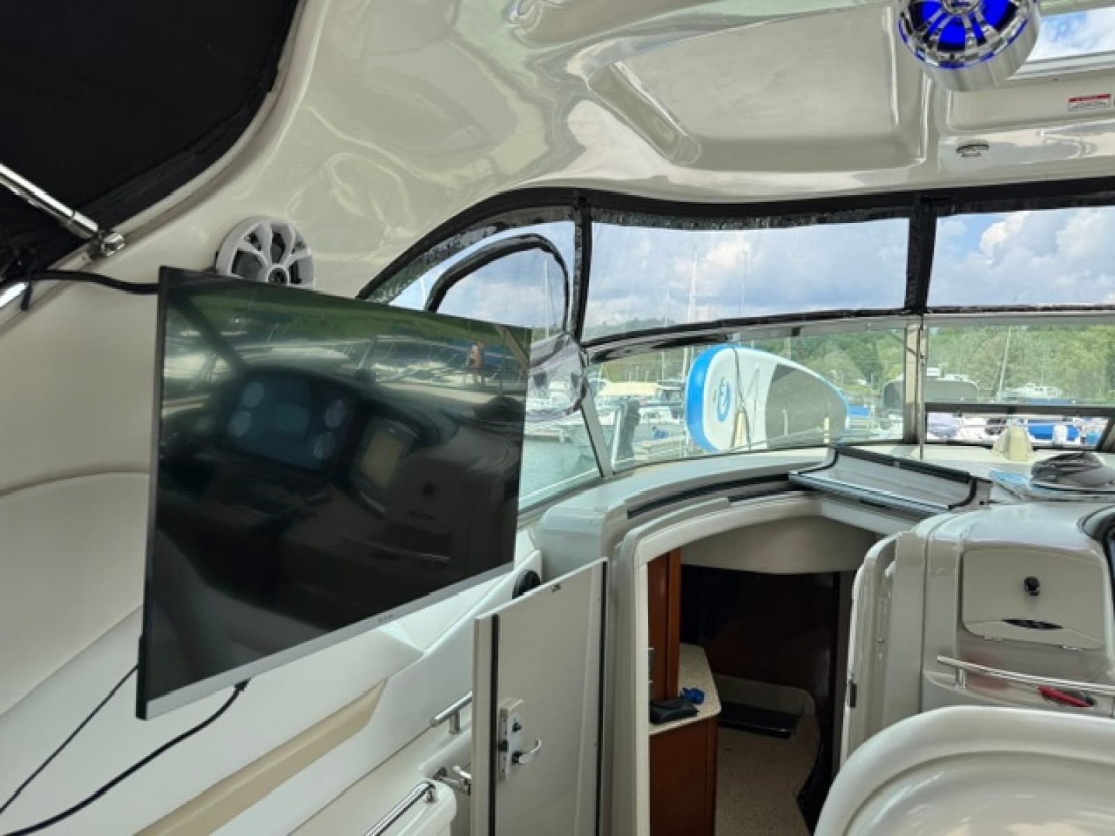 2008 Sea Ray 38 Sundancer - Photo 21