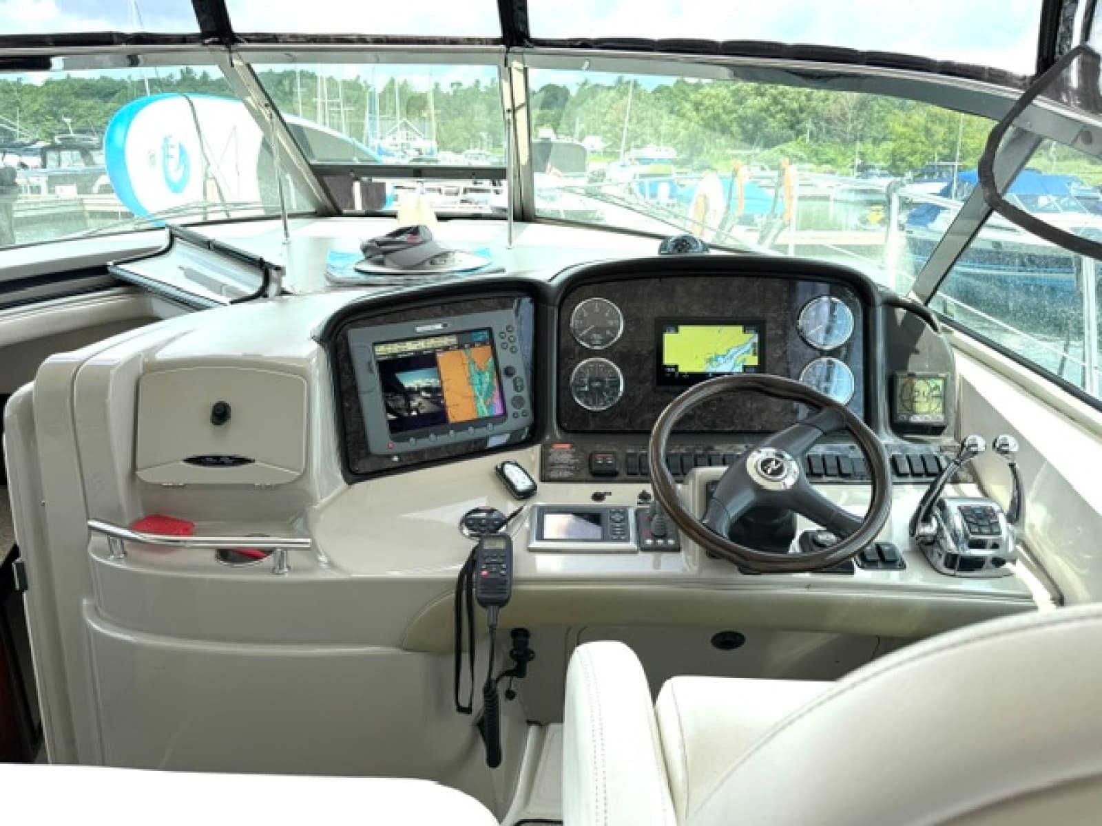 2008 Sea Ray 38 Sundancer - Photo 24