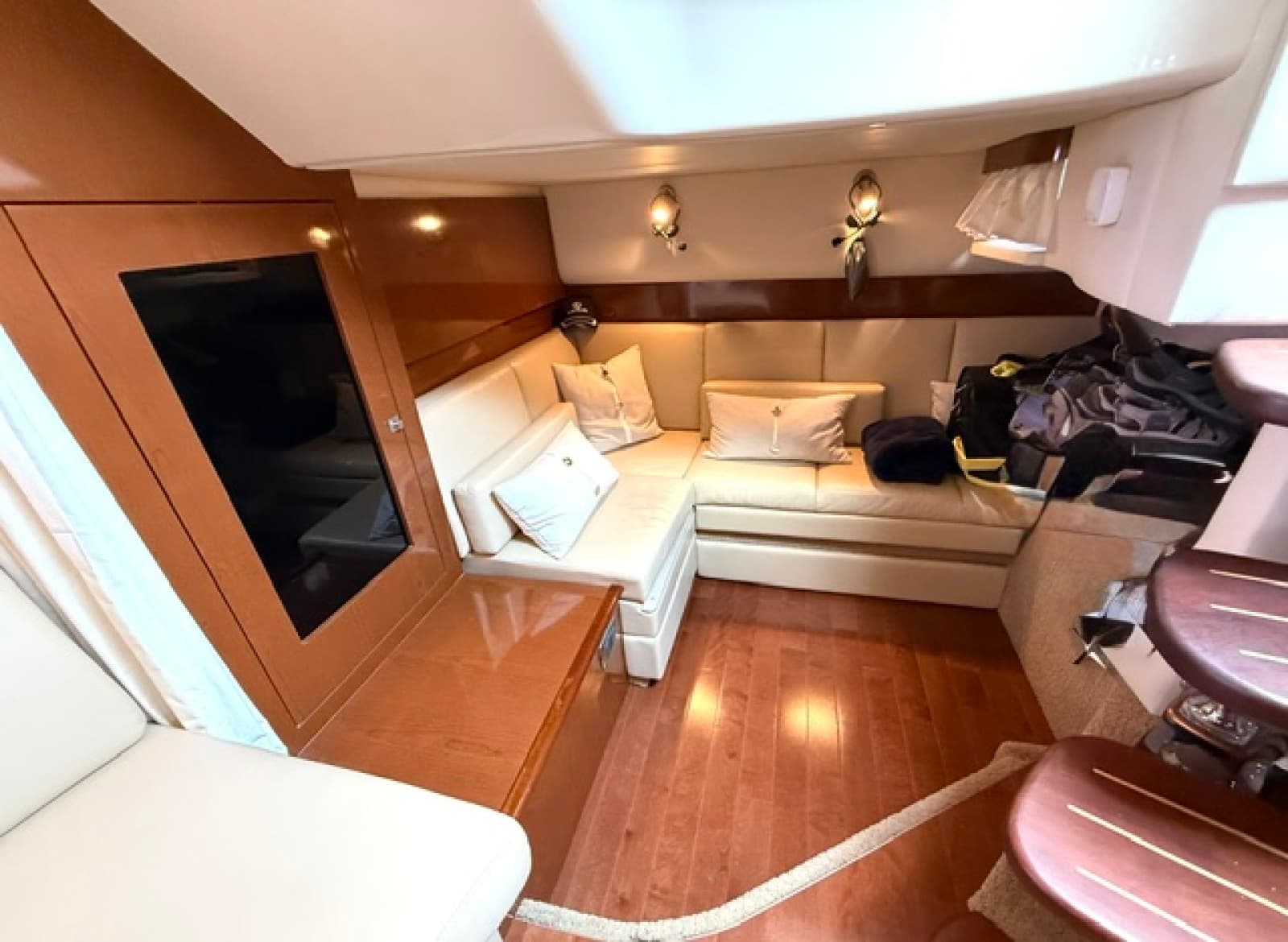 2008 Sea Ray 38 Sundancer - Photo 37