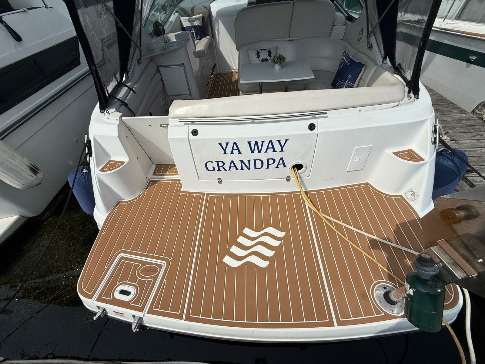 2001 Four Winns 328 Vista - Photo 13