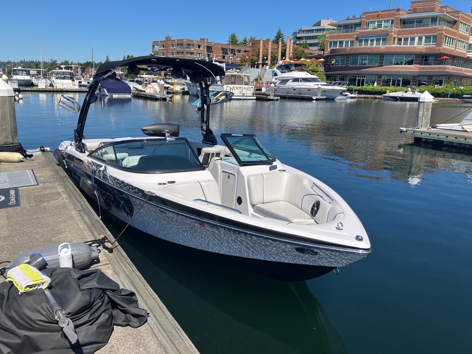 2011 Nautique Super Air Nautique 230 - Photo 1