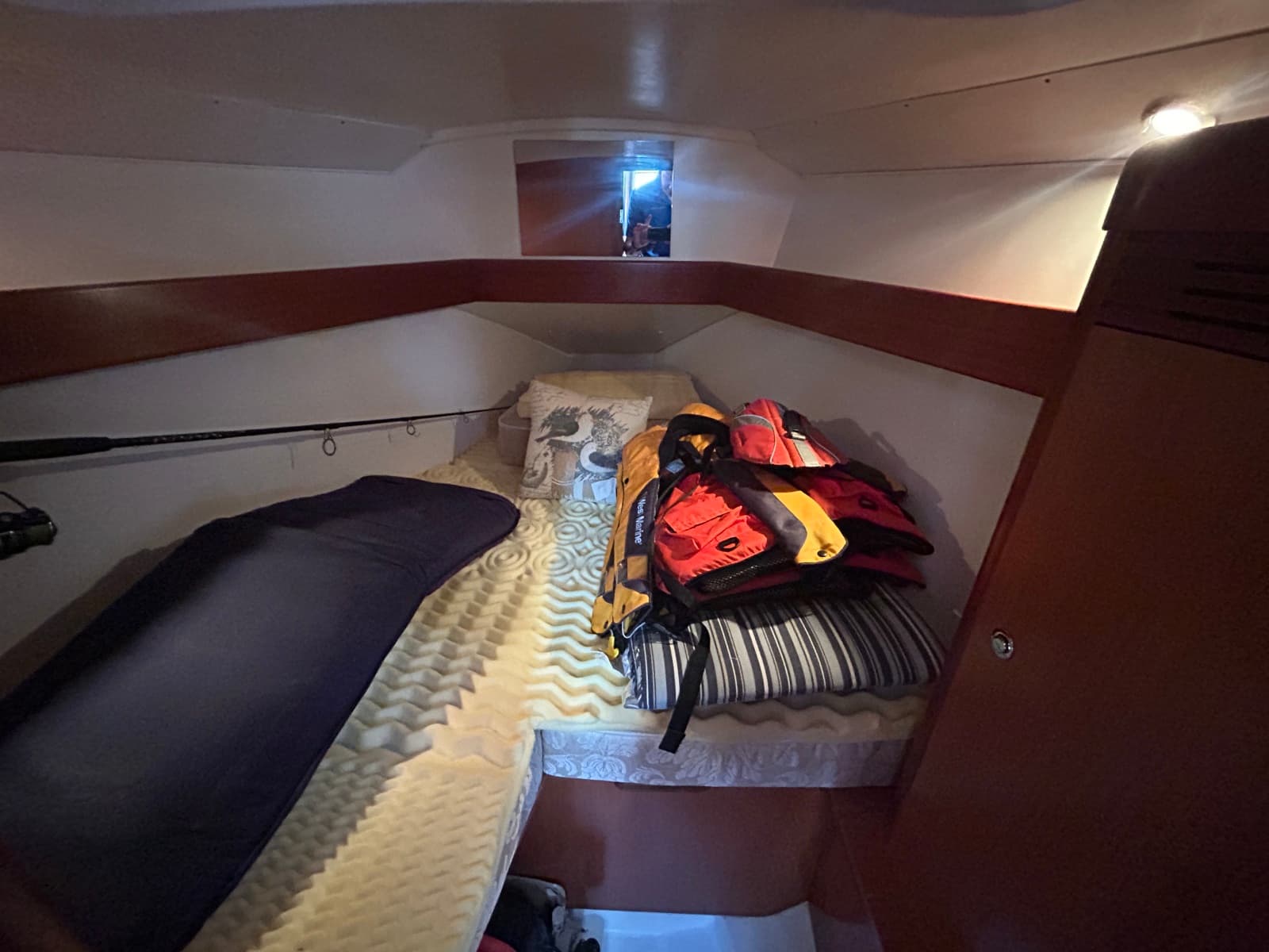 2009 Beneteau Oceanis 310 - Photo 35