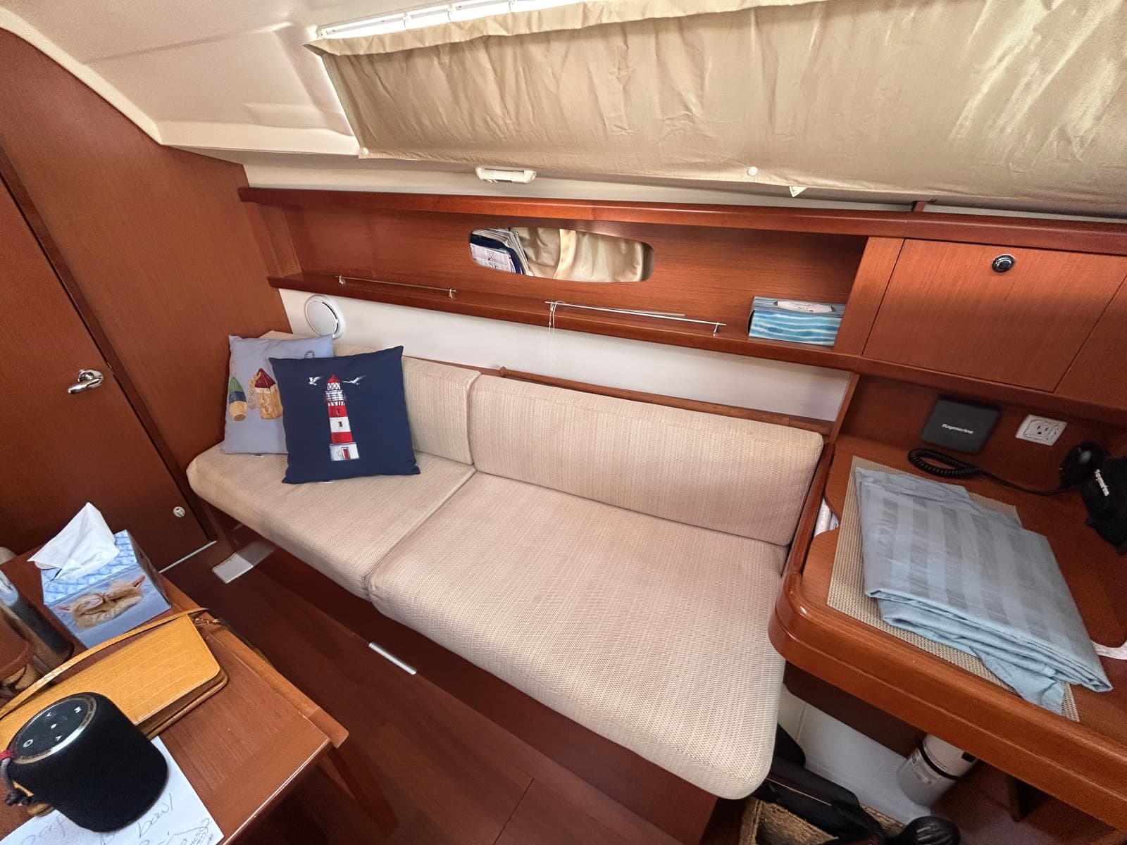 2009 Beneteau Oceanis 310 - Photo 38