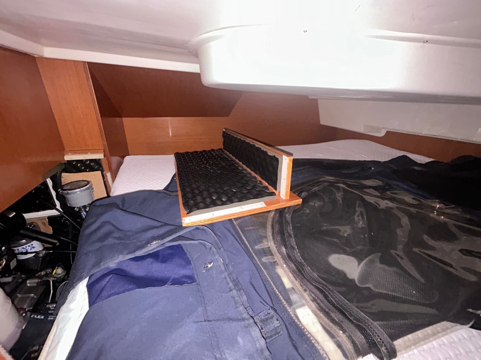 2009 Beneteau Oceanis 310 - Photo 40