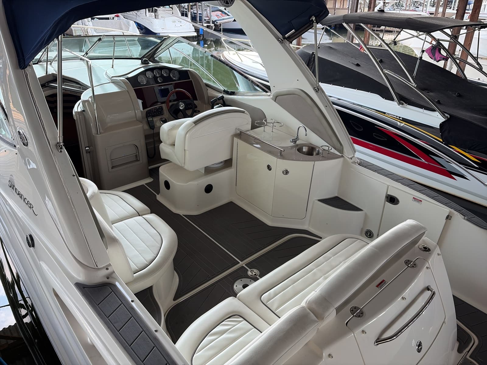 2007 Sea Ray 290 Sundancer - Photo 3