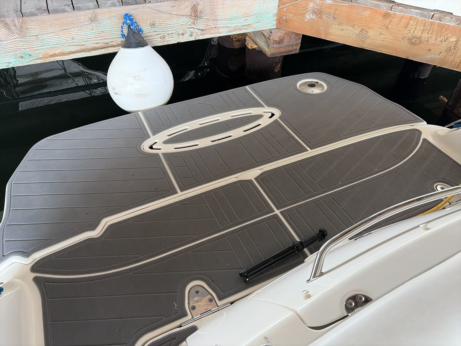 2007 Sea Ray 290 Sundancer - Photo 11