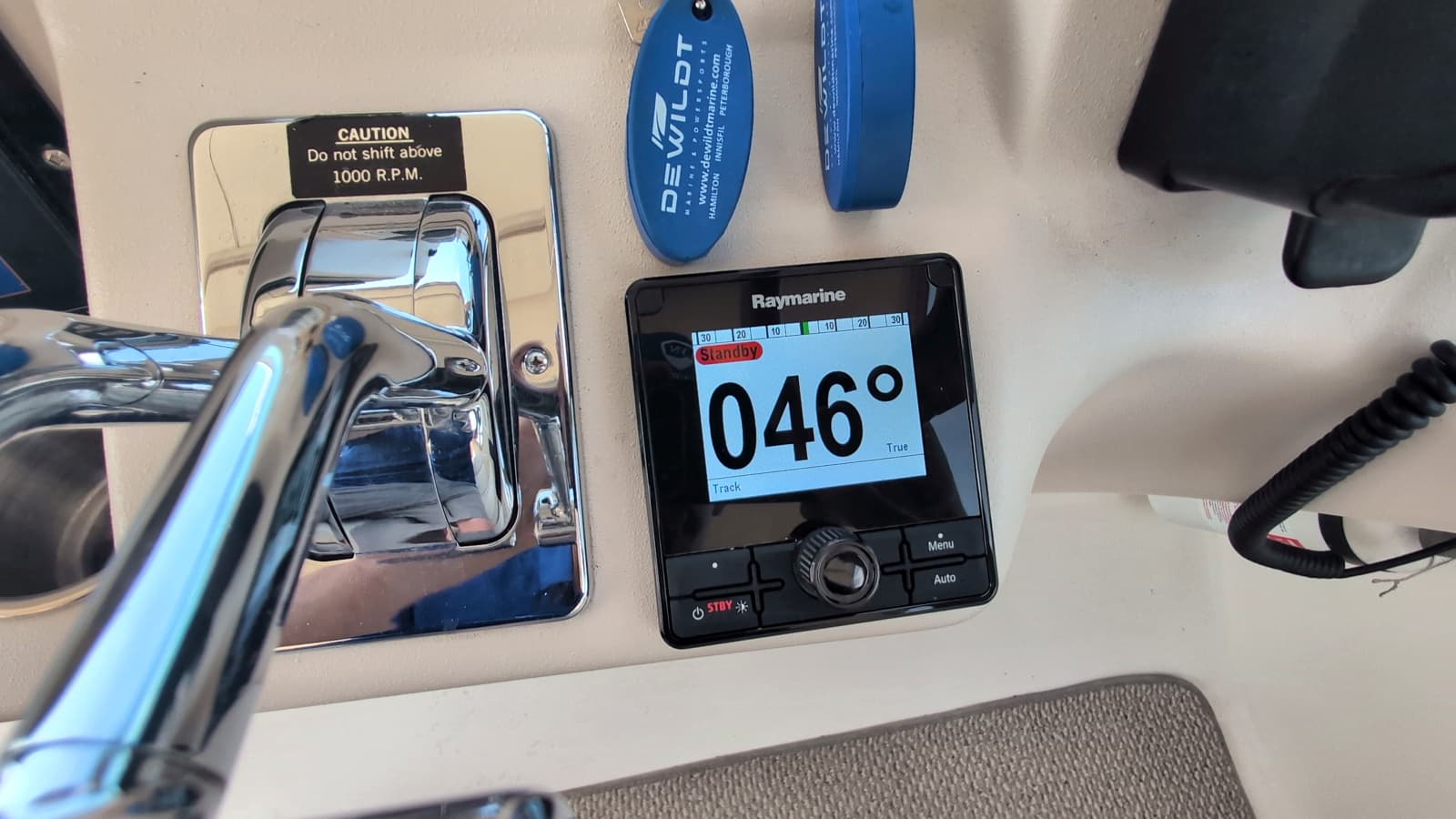 1998 Cruisers Yachts 3375 - Photo 28