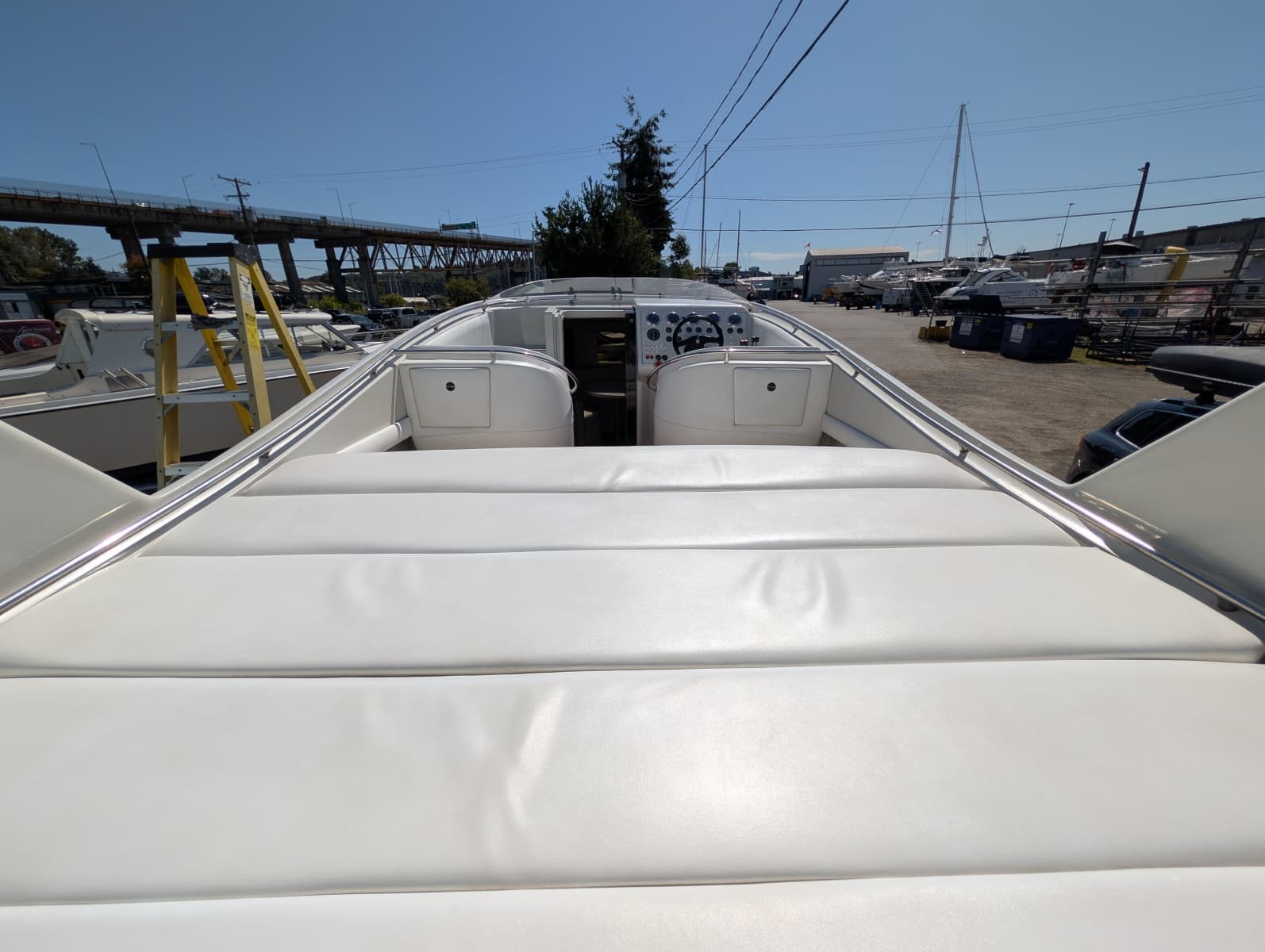 1988 Chris-Craft 375 Stinger - Photo 31