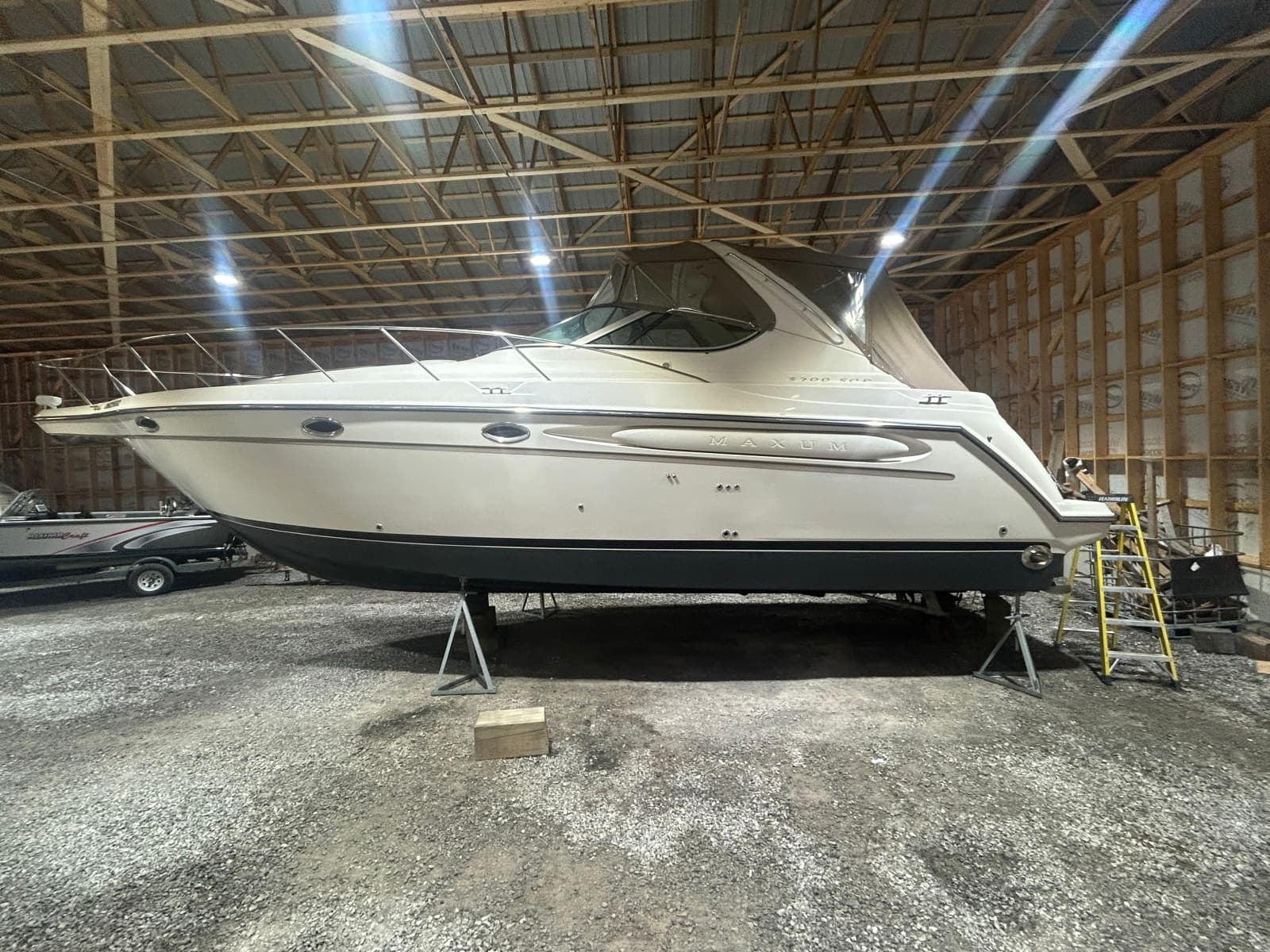 1999 Maxum 3700 SCR - Photo 6