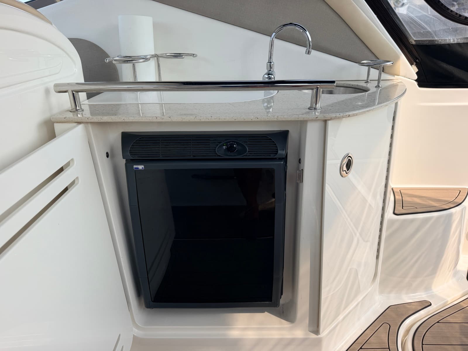 2008 Sea Ray 290 Sundancer - Photo 28