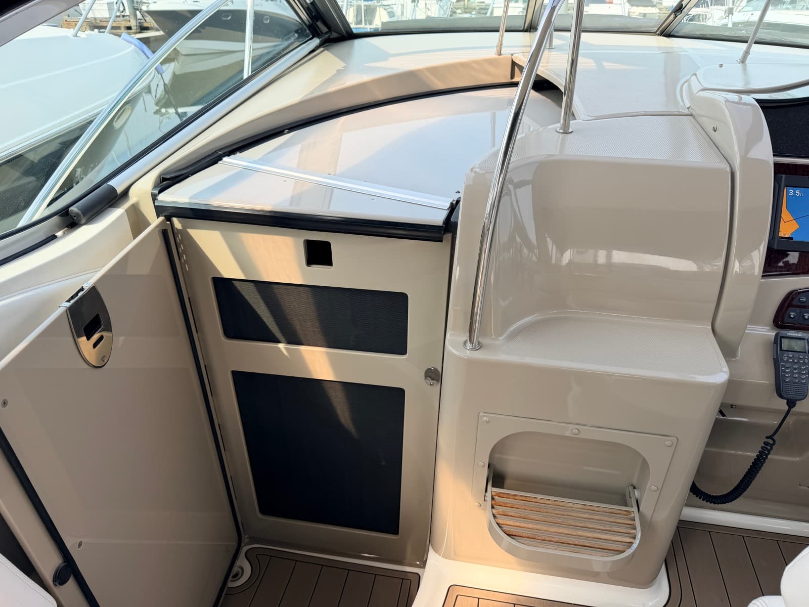 2008 Sea Ray 290 Sundancer - Photo 38