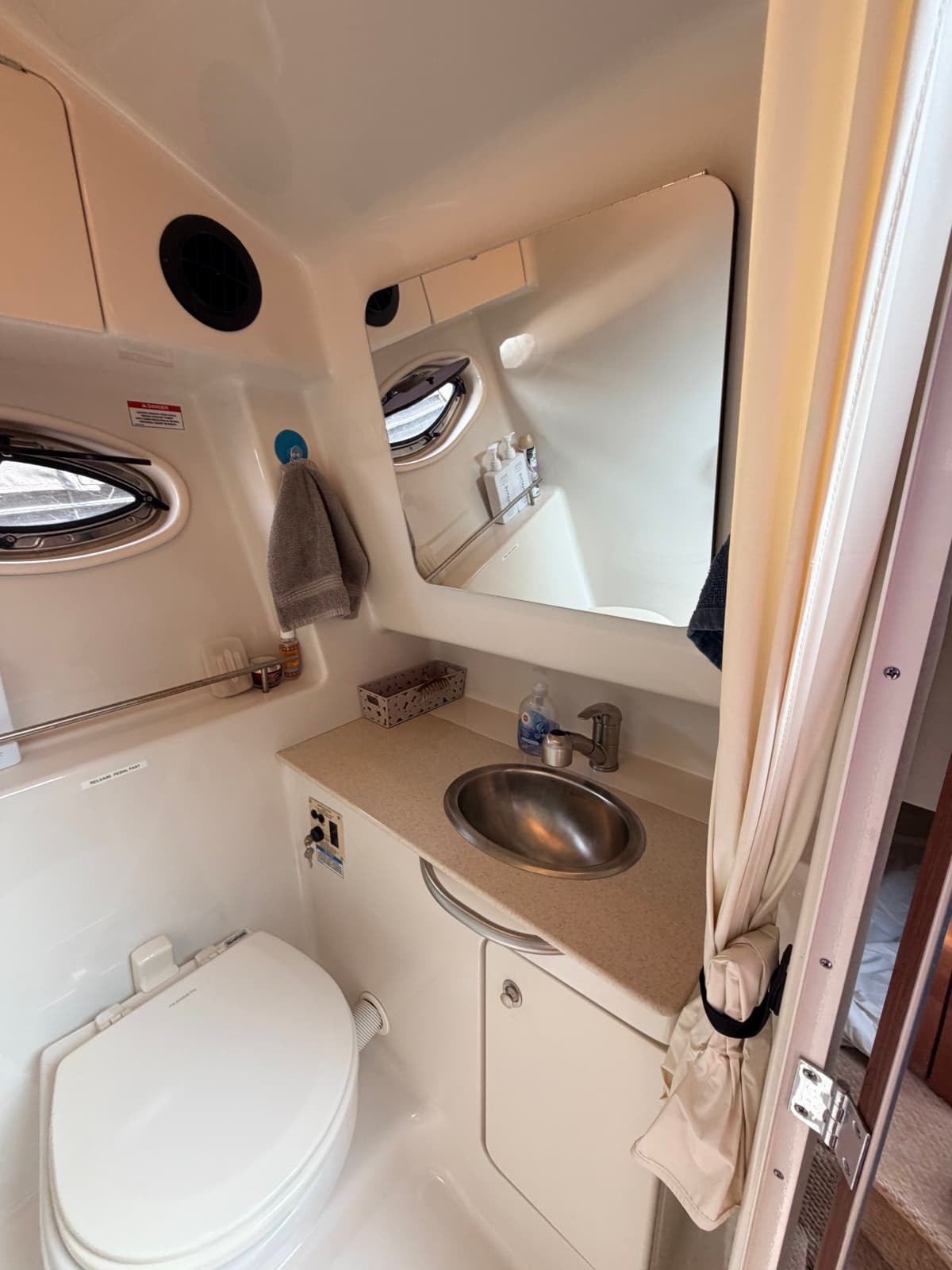 2008 Sea Ray 290 Sundancer - Photo 87