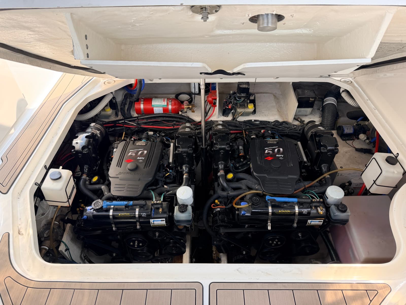 2008 Sea Ray 290 Sundancer - Photo 90