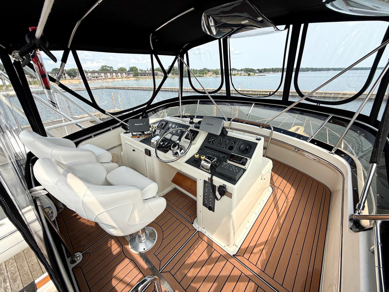 1989 Tiara Yachts 3600 Convertible - Photo 14