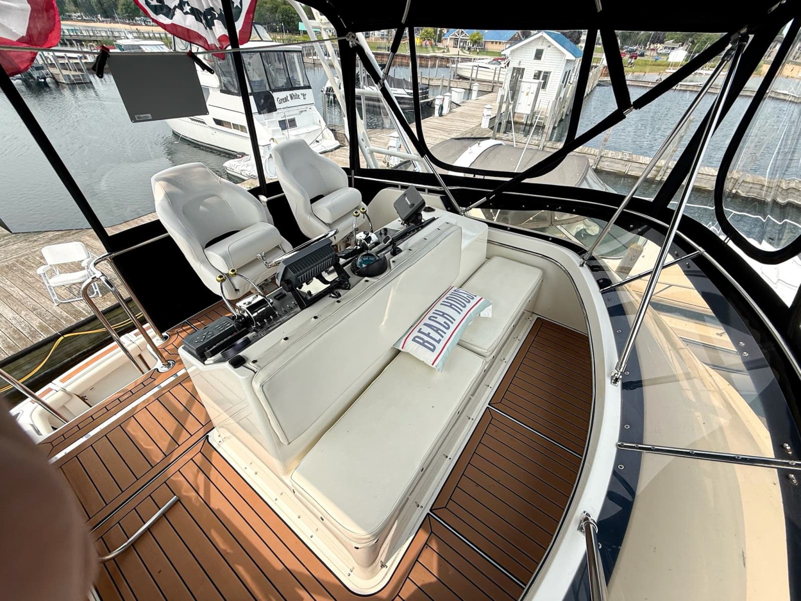 1989 Tiara Yachts 3600 Convertible - Photo 15