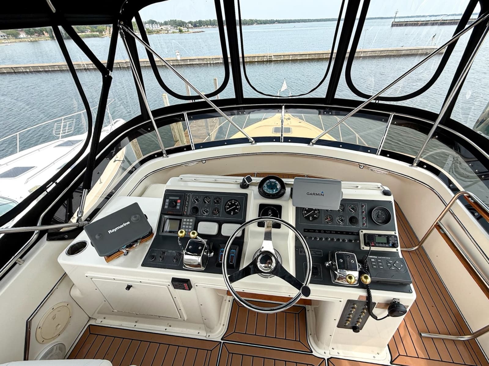 1989 Tiara Yachts 3600 Convertible - Photo 18