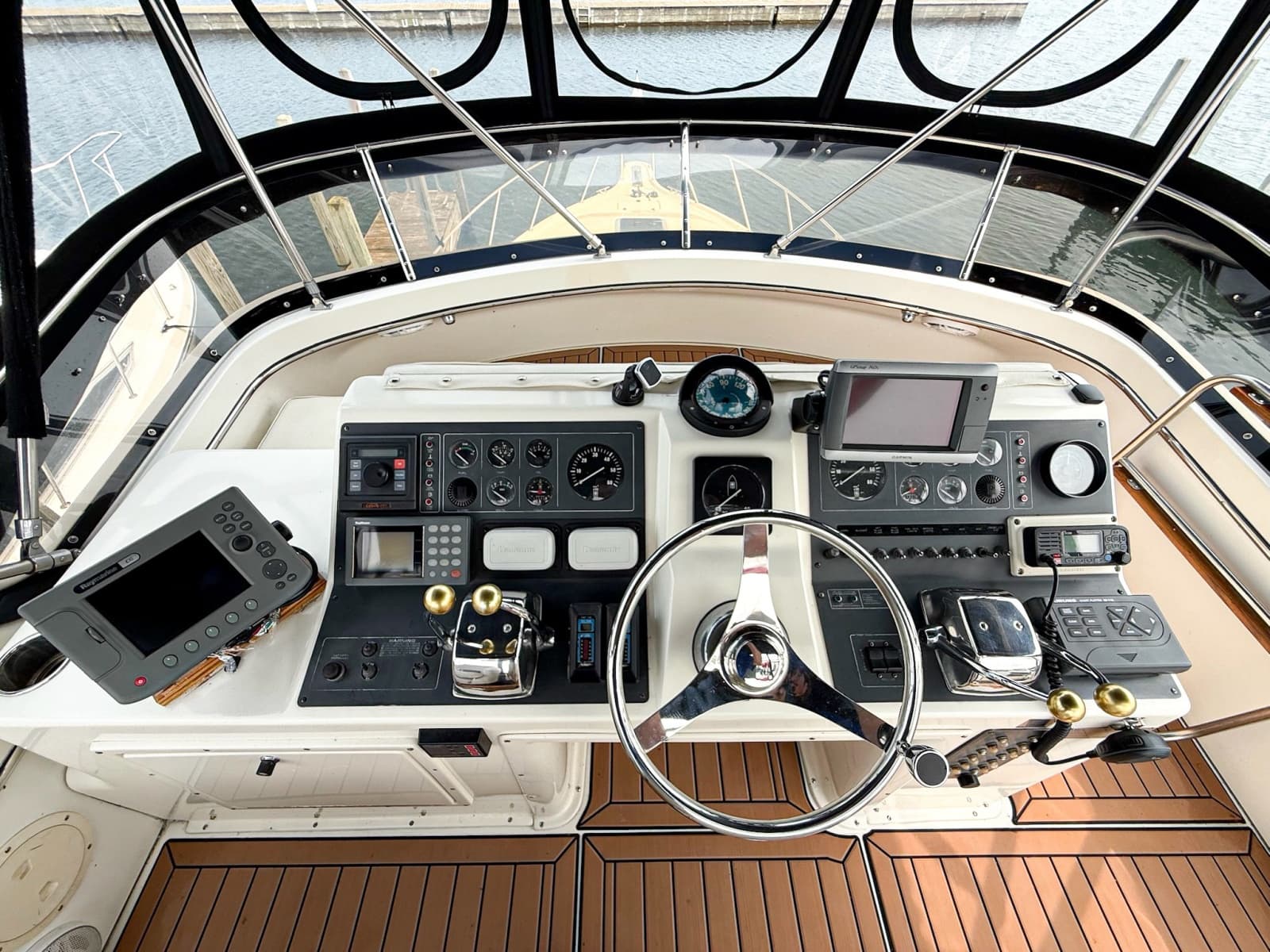 1989 Tiara Yachts 3600 Convertible - Photo 19
