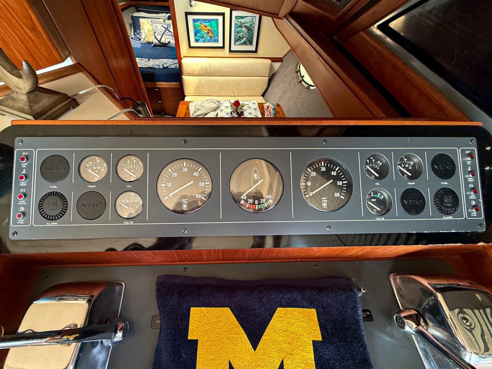 1989 Tiara Yachts 3600 Convertible - Photo 25