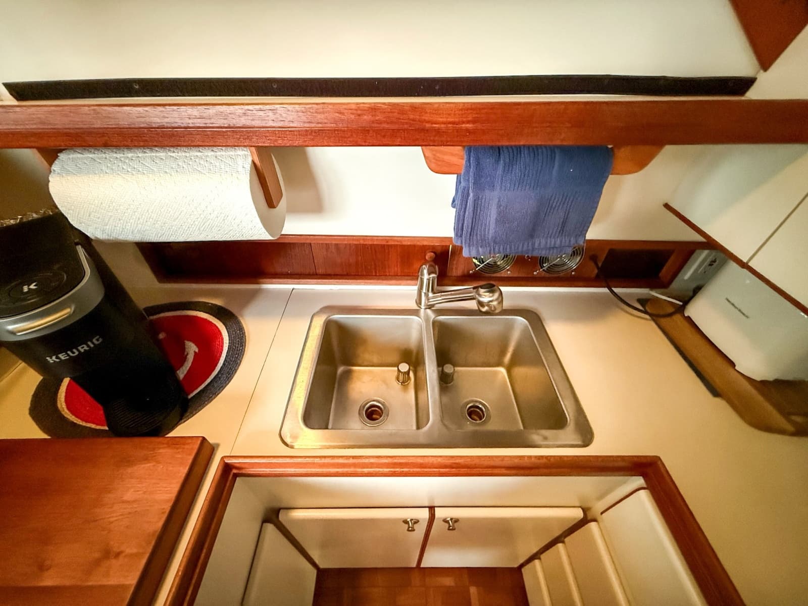 1989 Tiara Yachts 3600 Convertible - Photo 35