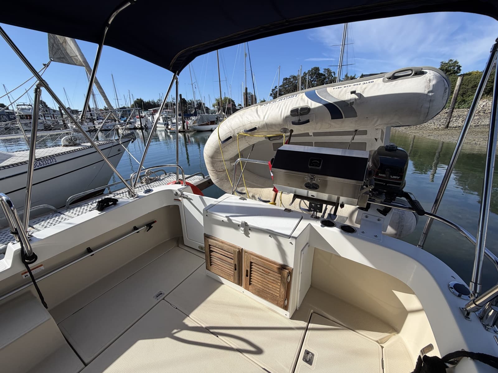 2010 Ranger Tugs R-25 - Photo 5